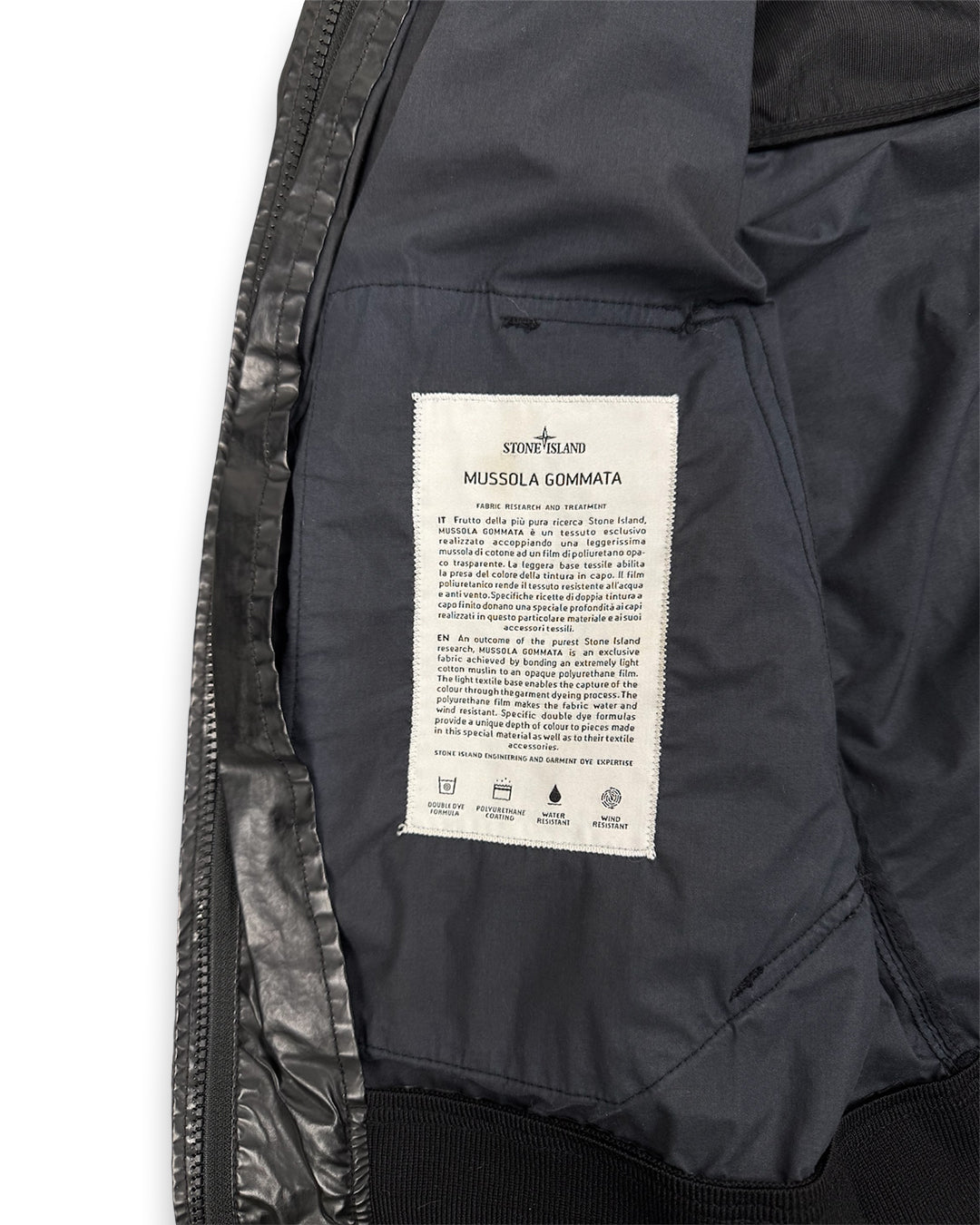 Stone Island Mussola Gommata black Jacket (Small)